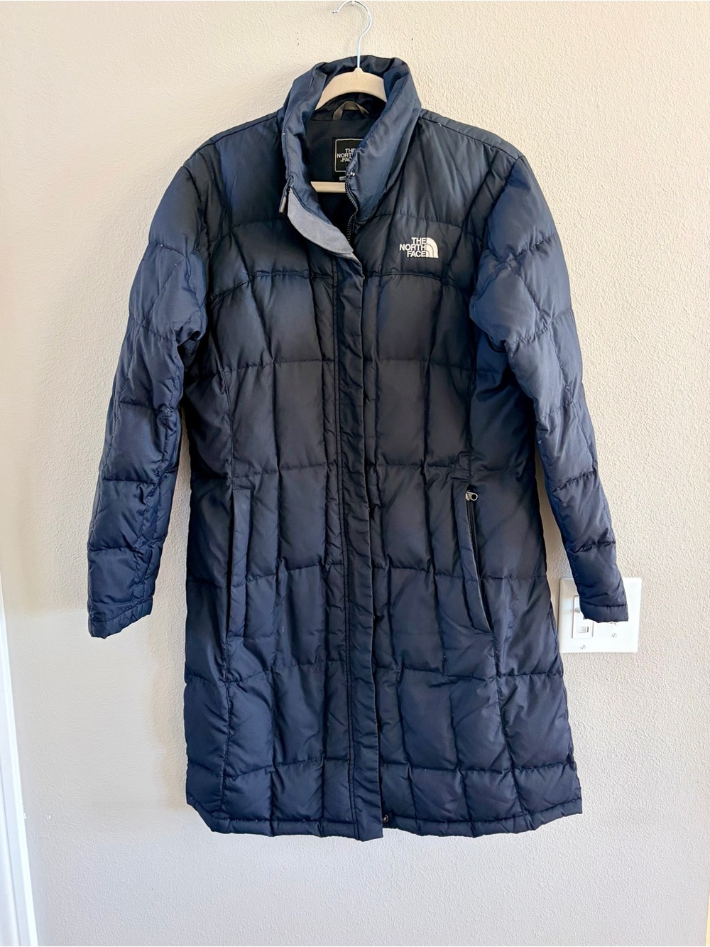 The North Face Women's Long Insulated Parka Black 700 Large